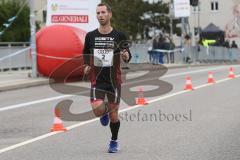 ODLO - Halbmarathon Ingolstadt 2019 - 2. Sieger Mathias Ewender Positiv Fitness - Foto: Jürgen Meyer