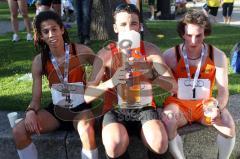 Halbmarathon 2012 Ingolstadt Foto: Jürgen Meyer
Heiko Middelhoff, Christian Dirscher und Ribeiro Miguell nach dem Lauf