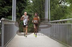 Halbmarathon Ingolstadt 2011 - Miguel Lenz rechts