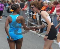 Halbmarathon Ingolstadt 2011 - Haimanot Haile und Mary Oleary