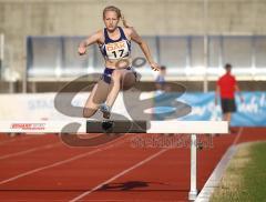 Leichtathltetik Meet IN 2010 - Katrin Seeger Bayerische Meisterin im Hindernisslauf