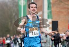 Deutschen Cross-Meisterschaften - Der Sieger der Tübinger Arne Gabius nach 32:29 Minuten (10,1 km)