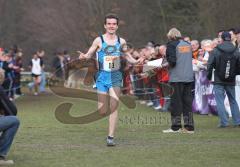 Deutschen Cross-Meisterschaften - Der Sieger der Tübinger Arne Gabius nach 32:29 Minuten (10,1 km)