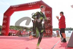 Triathlon Ingolstadt 2013 am Baggersee - Olympische Distanz Impressionen Weg zur Wechselzone