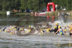 Triathlon Ingolstadt 2013 am Baggersee - Start zur Short-Distanz