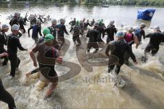 Triathlon Ingolstadt 2013 am Baggersee - Start Olympische Distanz