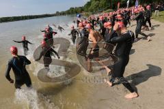 Triathlon Ingolstadt 2013 am Baggersee - Start Olympische Distanz