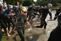 Triathlon Ingolstadt 2015 - Baggersee - Start zur Olympischen Distanz, Schwimmen, Faris al Sultan