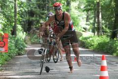 Triathlon Ingolstadt 2015 - Baggersee - Sprint Distanz, Radfahren, weg zur Wechselzone, Ralf Schmiedeke
