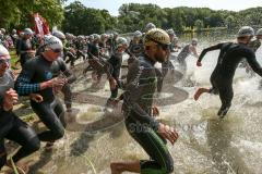 Triathlon Ingolstadt 2015 - Baggersee - Start zur Olympischen Distanz, Schwimmen, Faris al Sultan