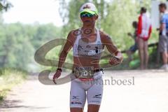 Triathlon Ingolstadt 2015 - Baggersee - Mittel Distanz - Damen Siegerin Yvonne van Vlerken Laufen