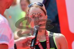 Triathlon Ingolstadt 2015 - Baggersee - Olympische Distanz, Ziel Einlauf, Emotion, Jubel Siegerin Kristin Möller
