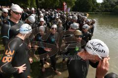 Triathlon Ingolstadt 2015 - Baggersee - Start zur Olympischen Distanz, Schwimmen, Faris al Sultan