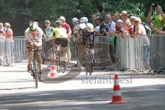 Triathlon Ingolstadt 2015 - Baggersee - Olympische Distanz, Radfahren Fahrt zur Wechselzone Per Bittner Sieger aus Leipzig