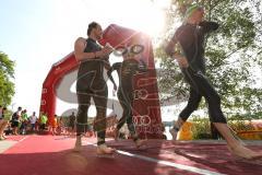 Triathlon Ingolstadt 2015 - Baggersee - Sprint Distanz, Ausstieg aus dem Wasser, Weg zur Wechselzone