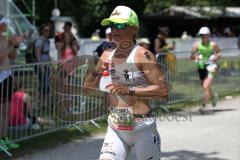 Triathlon Ingolstadt 2015 - Baggersee - Mittel Distanz - Damen Siegerin Yvonne van Vlerken Laufen