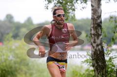 Triathlon Ingolstadt 2011 - Faris Al-Sultan allein um den Baggersee