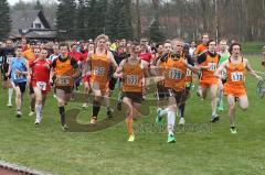 Start Neuburger Frühjahrswaldlauf