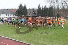 Start Neuburger Frühjahrswaldlauf