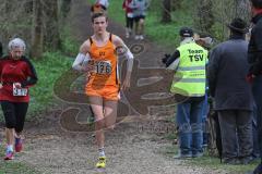 Neuburger Frühjahrswaldlauf 2013 - 7800 Meter - Lauf Cup - Der spätere Sieger Pirmin Frey vor Miguel Lenz, Beide MTV Ingolstadt