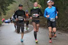 Zucheriger Waldlauf - 9000 Meter - Herren und Damen - in der mitte die spätere Damensiegerin Maria Paulig (156)