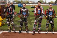 Speedway - Vierländer Vergleichskampf in Neustadt/Donau - Deutsche Mannschaft vo links nach rechts - Mark Riss - Erik Riss - Michael Härtel - Martin Smolinski -  Foto: Jürgen Meyer