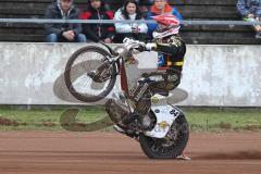 Speedway - Vierländer Vergleichskampf in Neustadt/Donau - Martin Smolinski roter Helm - Foto: Jürgen Meyer