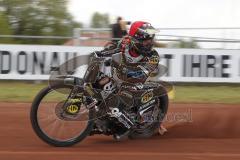 Speedway - Vierländer Vergleichskampf in Neustadt/Donau - Erik Riss roter Helm - Foto: Jürgen Meyer