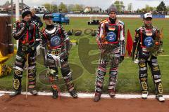 Speedway - Vierländer Vergleichskampf in Neustadt/Donau - Deutsche Mannschaft vo links nach rechts - Mark Riss - Erik Riss - Michael Härtel - Martin Smolinski -  Foto: Jürgen Meyer