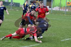 Rugby - Ingolstadt Baboons - Bamberg - Oliver Barth rechts am Ball rot Baboons Ingolstadt - Niklas Kaltenbeck ganz rechts aussen rot Baboons Ingolstadt - Simon Pietsch links #14 rot Baboons Ingolstadt - Foto: Jürgen Meyer