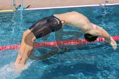 Schwimmen - SC Delphin Ingolstadt - Training - Freibad Ingolstadt - 50 Meter Becken - Paul Huch (Jahrgang 1996) - Start Rückenschwimmen