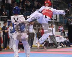 Saturn Arena - Deutsche Meisterschaft Taekwondo 2010 - rot Sven Kaminski und blau Stefan Wespel