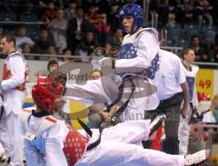 Taekwondo DM 2011 - Saturna Arena - rot Zuheir Kassem, blau Tayfun Yilmazer (Deutscher Meister)