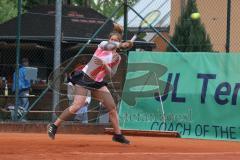 Porsche Zentrum Ingolstadt Tennis Cup - 1. Siegerin der Frauen Paar Laura Ioana - TC Aschheim -  Foto: Jürgen Meyer