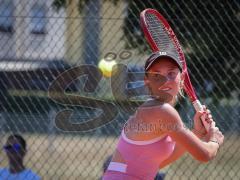 Tennis - Nordbräu Cup - Finale  - Frauen - 2026 - Nordbräu Cup 2026 - Finale - Frauen - Graber Nadine - TC Aschheim in Pink - Grigorieva Darja - TK Bietigheim in dunkler Hose - Foto: Meyer Jürgen