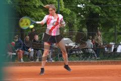 Porsche Zentrum Ingolstadt Tennis Cup - 1. Siegerin der Frauen Paar Laura Ioana - TC Aschheim -  Foto: Jürgen Meyer