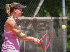 Tennis - Nordbräu Cup - Finale  - Frauen - 2026 - Nordbräu Cup 2026 - Finale - Frauen - Graber Nadine - TC Aschheim in Pink - Grigorieva Darja - TK Bietigheim in dunkler Hose - Foto: Meyer Jürgen