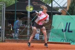 Porsche Zentrum Ingolstadt Tennis Cup - 1. Siegerin der Frauen Paar Laura Ioana - TC Aschheim -  Foto: Jürgen Meyer