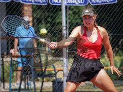 Tennis - Nordbräu Cup - Finale  - Frauen - 2026 - Nordbräu Cup 2026 - Finale - Frauen - Graber Nadine - TC Aschheim in Pink - Grigorieva Darja - TK Bietigheim in dunkler Hose - Foto: Meyer Jürgen