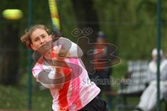 Porsche Zentrum Ingolstadt Tennis Cup - 1. Siegerin der Frauen Paar Laura Ioana - TC Aschheim -  Foto: Jürgen Meyer