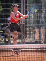 Tennis - Nordbräu Cup - Finale  - Frauen - 2026 - Nordbräu Cup 2026 - Finale - Frauen - Graber Nadine - TC Aschheim in Pink - Grigorieva Darja - TK Bietigheim in dunkler Hose - Foto: Meyer Jürgen