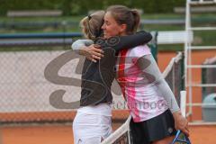 Porsche Zentrum Ingolstadt Tennis Cup - 1. Siegerin der Frauen Paar Laura Ioana - TC Aschheim rechts - 2. Siegerin der Frauen Putz Laura Isabell - TC Aschheim links - Foto: Jürgen Meyer