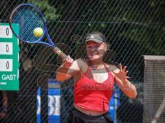 Tennis - Nordbräu Cup - Finale  - Frauen - 2026 - Nordbräu Cup 2026 - Finale - Frauen - Graber Nadine - TC Aschheim in Pink - Grigorieva Darja - TK Bietigheim in dunkler Hose - Foto: Meyer Jürgen