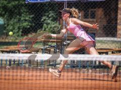 Tennis - Nordbräu Cup - Finale  - Frauen - 2026 - Nordbräu Cup 2026 - Finale - Frauen - Graber Nadine - TC Aschheim in Pink - Grigorieva Darja - TK Bietigheim in dunkler Hose - Foto: Meyer Jürgen