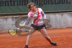 Porsche Zentrum Ingolstadt Tennis Cup - 1. Siegerin der Frauen Paar Laura Ioana - TC Aschheim -  Foto: Jürgen Meyer