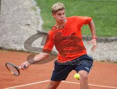 Tennis Jugend Stadtmeisterschaft Ingolstadt - Einzel - Rafael Götz vom DRC verlor gegen Martin Lenger vom STC