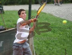 Tennis Jugend Stadtmeisterschaft Ingolstadt - Sieger im Einzel Martin Lenger (STC) gegen Rafael Götz vom DRC