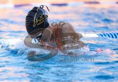 Triathlon - Anabel Knoll (SC Delphin Ingolstadt) Olympiateilnehmerin 2021 Tokyo im Training mit Trainer und Vater Roland Knoll