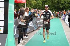 Triathlon Ingolstadt 2022 - Olympische Distanz - 6. Sieger Sebastian Mahr - Ingolstadt mit einer Zeit von 2:04:02 - Foto: Jürgen Meyer