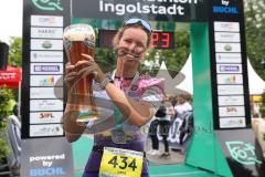 Triathlon Ingolstadt 2022 - Mitteldistanz Frauen - 1. Siegerin GOTTWALD Lena - TSV Zirndorf mit einer Zeit von 4:03:45 - Foto: Jürgen Meyer